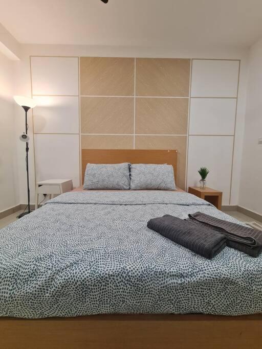 Lovely 3-Bedroom Serviced Apartment @ Cyberjaya Exteriör bild
