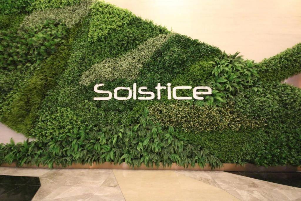 Lovely 3-Bedroom Serviced Apartment @ Cyberjaya Exteriör bild