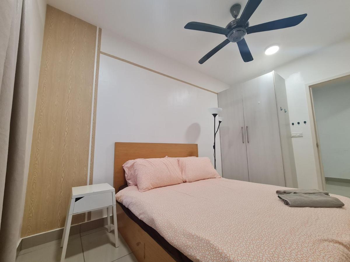 Lovely 3-Bedroom Serviced Apartment @ Cyberjaya Exteriör bild